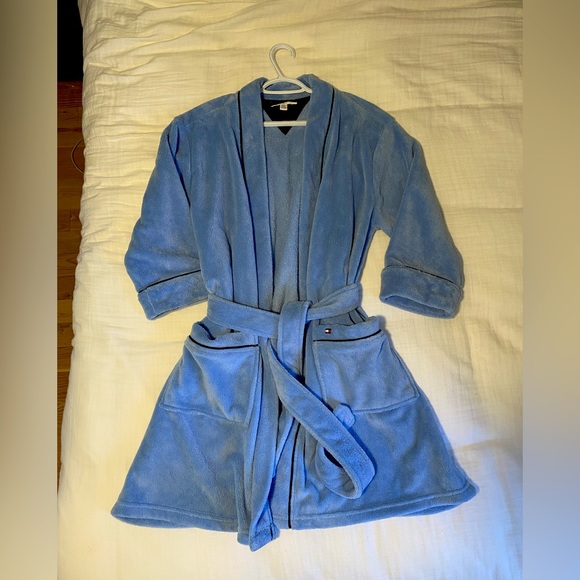 Tommy Hilfiger Women’s Robe - Picture 1 of 3